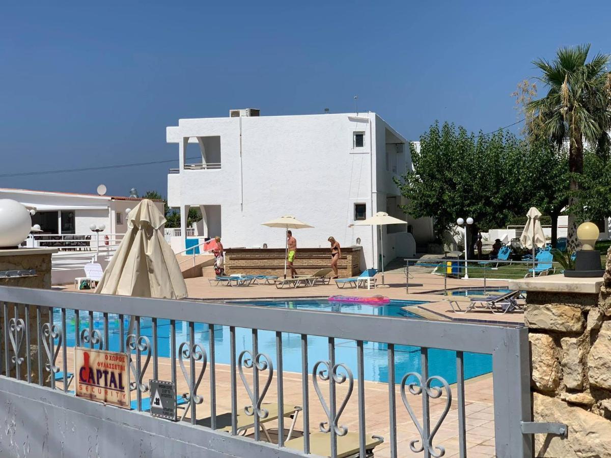 Hotel Adel Paradise